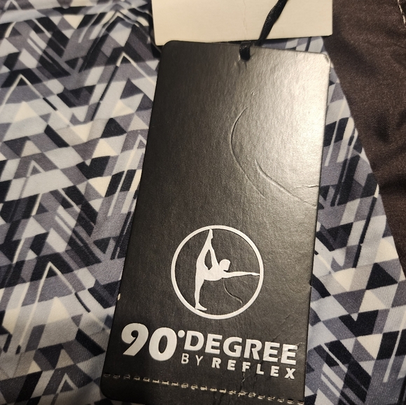 New w/tags Women's Large Active Capris - Picture 5 of 5